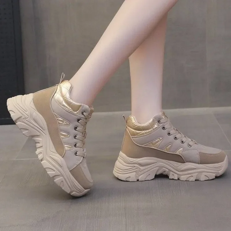 ​Fleece Lined High Top Dad Shoes Women Retro Platform Sneakers Thick Sole Elevator Casual Shoes for Autumn Winter​