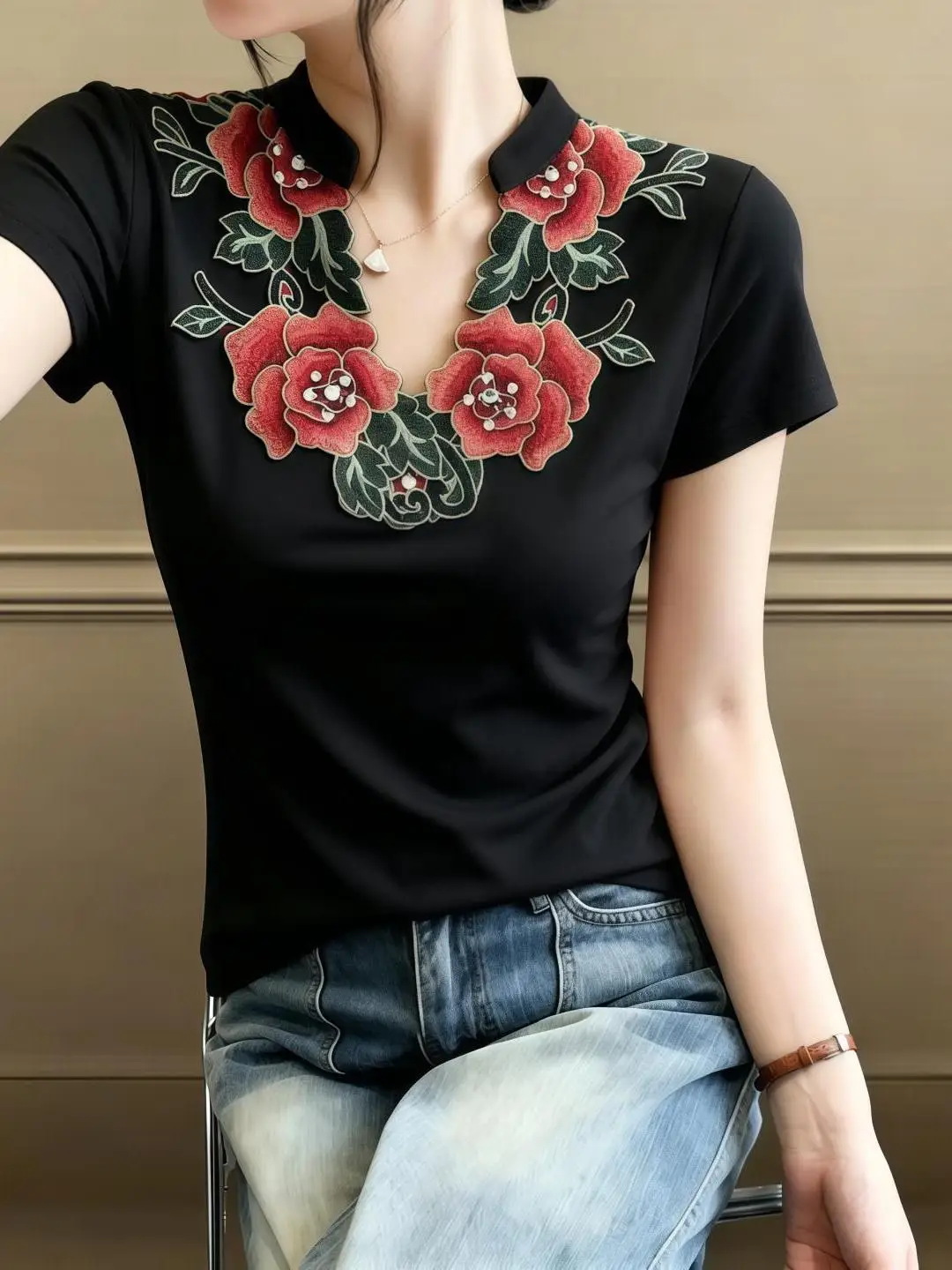 

Black Embroidered Rhinestone Short Sleeve T-Shirt Women's Summer New Chinese Style Retro National Trend Slimming Personality ...