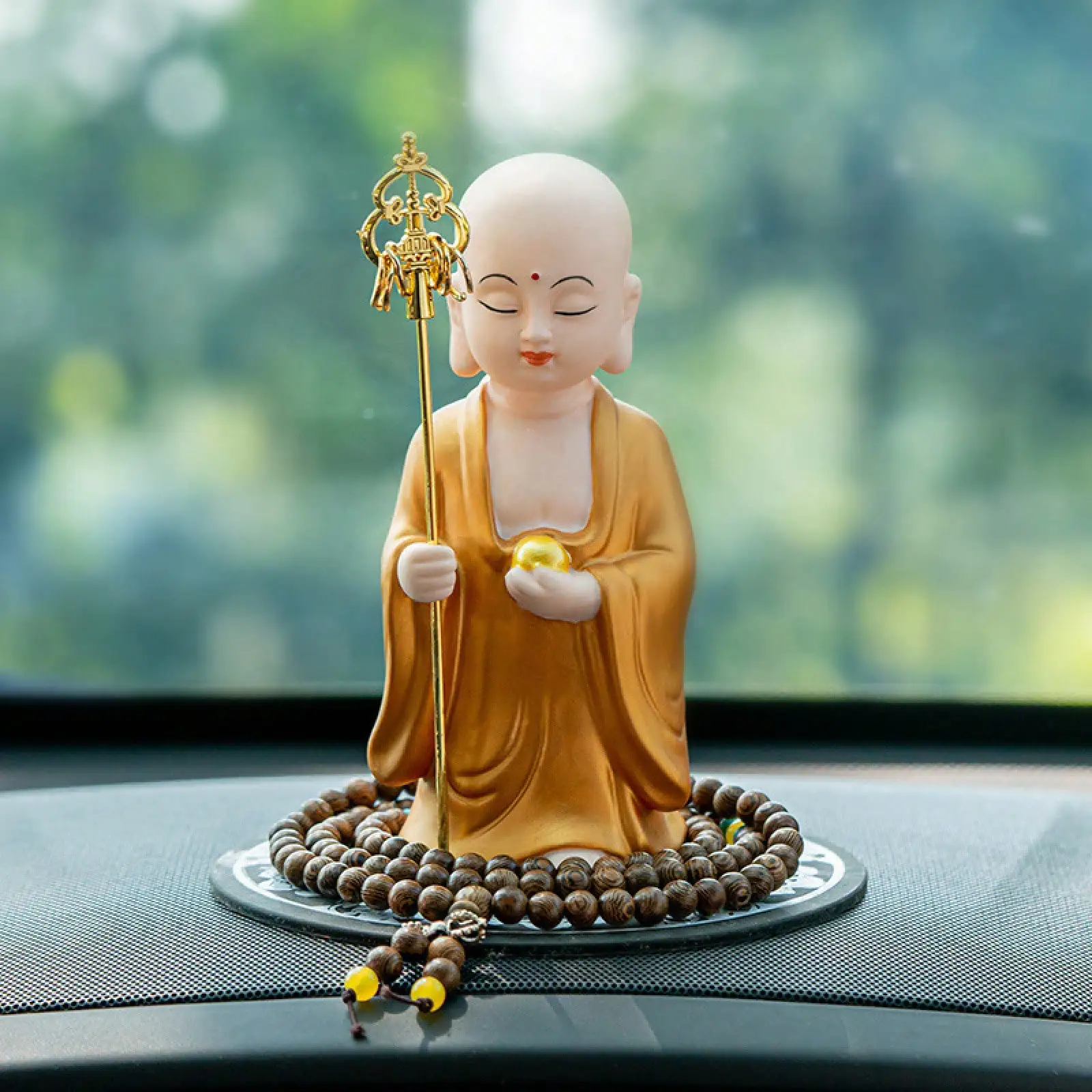 Ksitigarbha Statue Ornament For Car Dashboard Buddhist Protection Deity Figurine Driving Blessings Vehicle Interior Accessory Family Gift Pendant