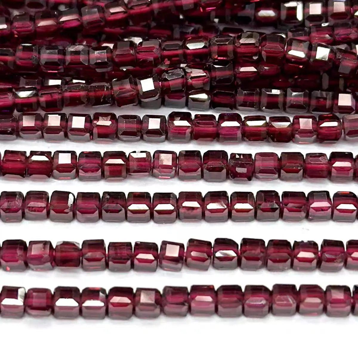 

AAAA гранат красный квадрат граненый 2 мм 4 мм 38 см для изготовления ювелирных изделий своими руками свободные бусины FPPJ оптовая продажа природа