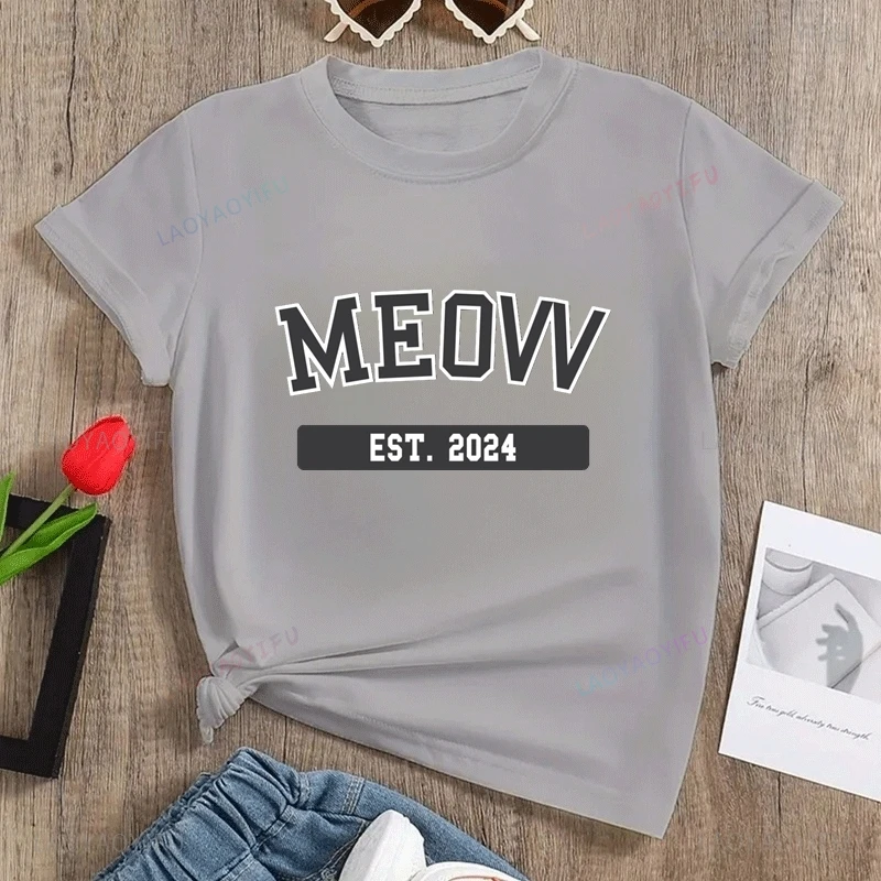 تي شيرت عصري مطبوع عليه ملصق كلاسيكي للفتيات الكوريات الجنوبي مجموعة الغناء والرقص MEOVV، تي شيرت نسائي قطني #6