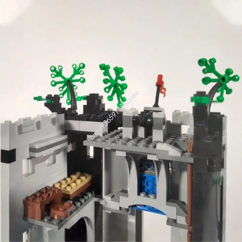 Blocs de construction de château de forteresse de rivière MOC, 524 pièces, jouets artisanaux pour enfants, briques d'architecture à assembler, cadeaux de noël créatifs