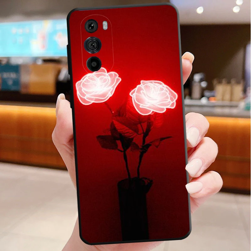 

Phone Case For Motorola Edge 50 40 Pro 60 50 40 30 Ultra Neo Fusion Moto G85 G72 G53 G54 G84 G13 G32 Rose in the dark