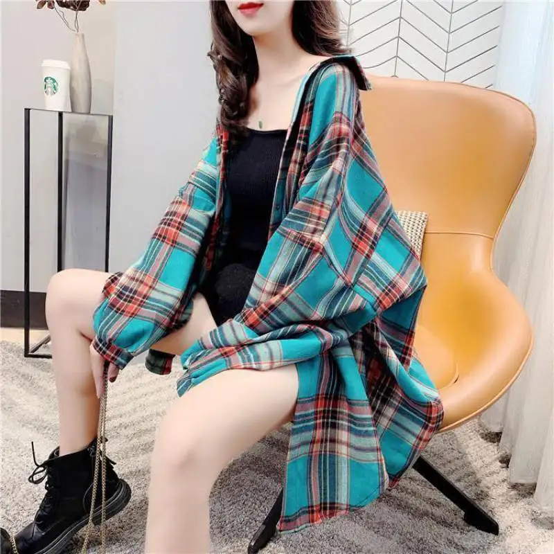 Plaid Shirts Women Long Sleeve Cardigan Vintage Top Black Checked Shirt  Button Up Oversize Korean Fashion Female Coat Jackets