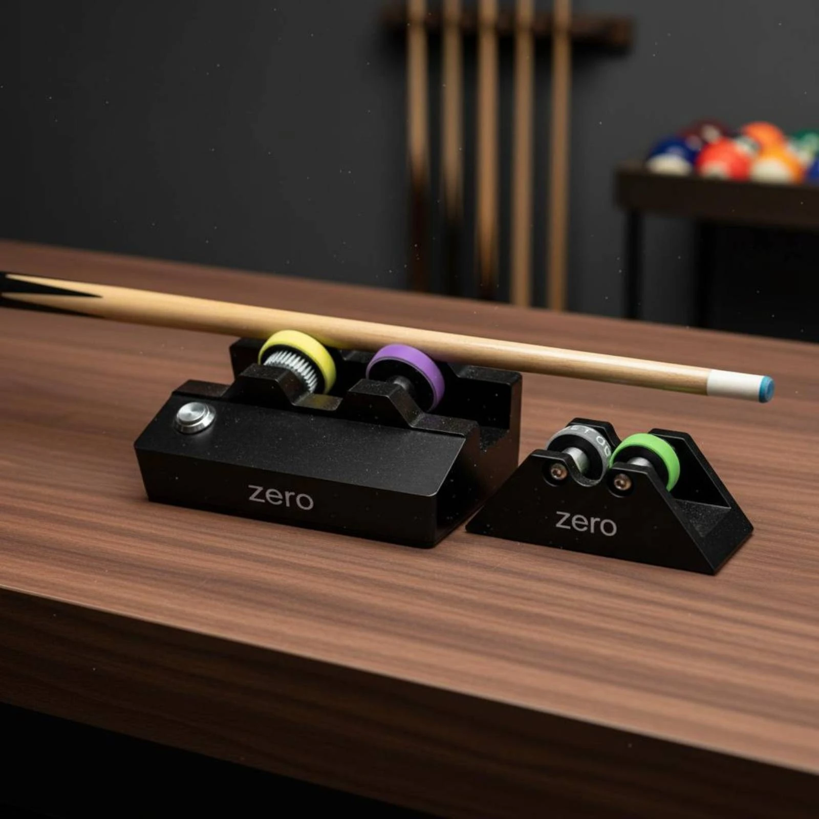 

Cue Straightness Checker Accurate Cue Checker Billiard Accessory Quiet Operation Sports Equipment Easy Setup