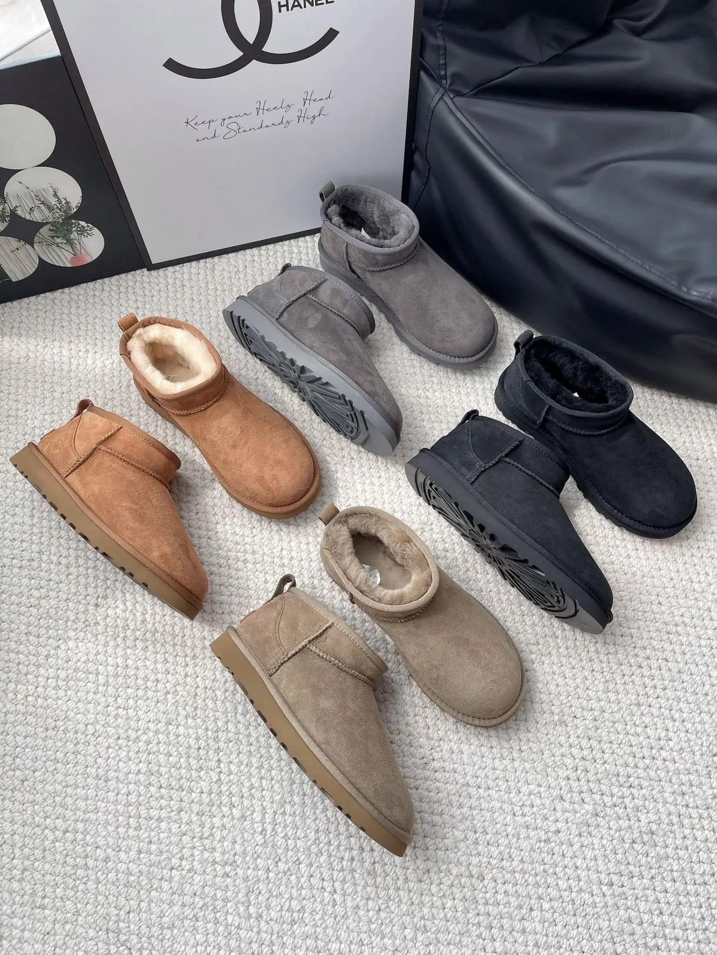 

Зимние супер мини-женские зимние ботинки, классические теплые туфли из натуральной овчины и шерсти с низким вырезом на меху, тапочки, мужские короткие ботинки