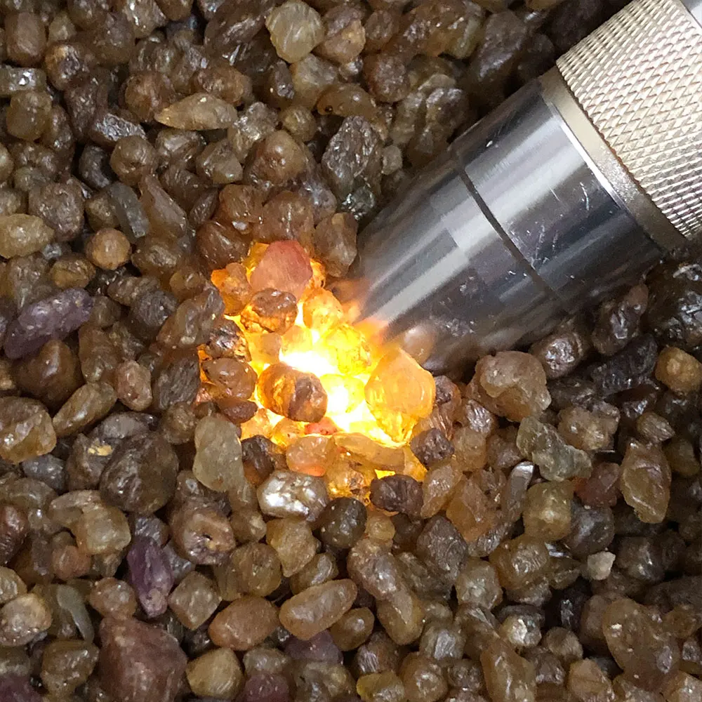 20g/Pack Small Size Natural Yellow Corundum Raw Chips Rough Crystals Mineral Crystal Healing Stone Gemstones Reiki Home Decor view 3