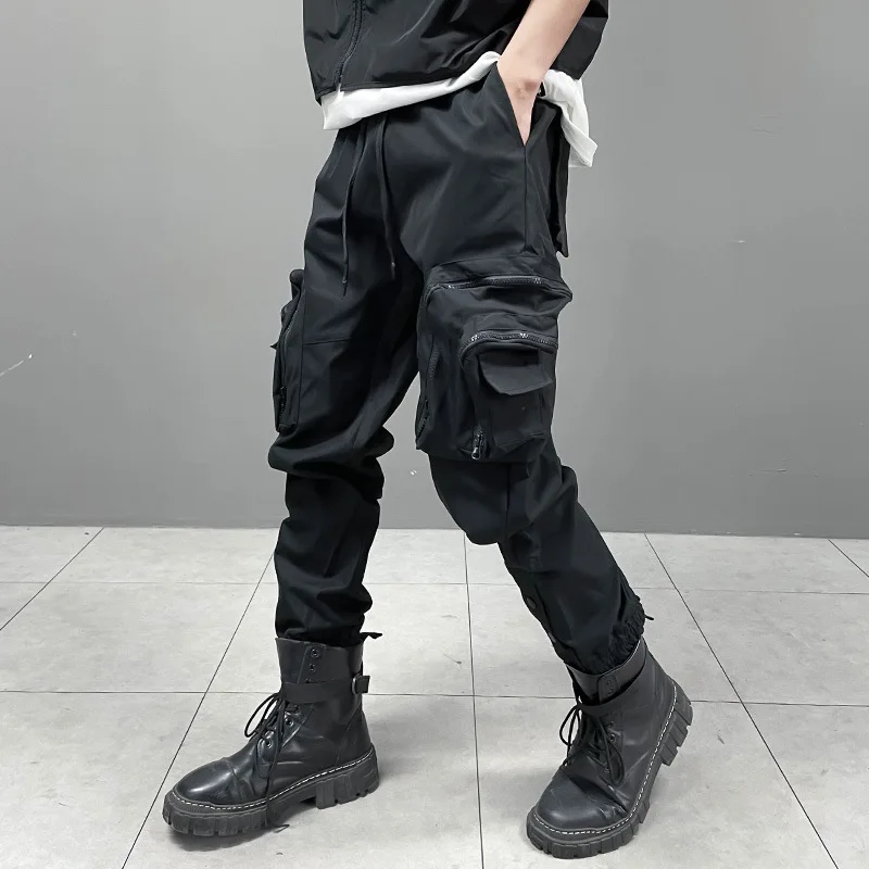 HKSH Spring New Trendy Darkwear Cargo Pants Men's Tide Punk Tactical Zipper Large Pockets Tie Feet Safari Style Overalls HK1085