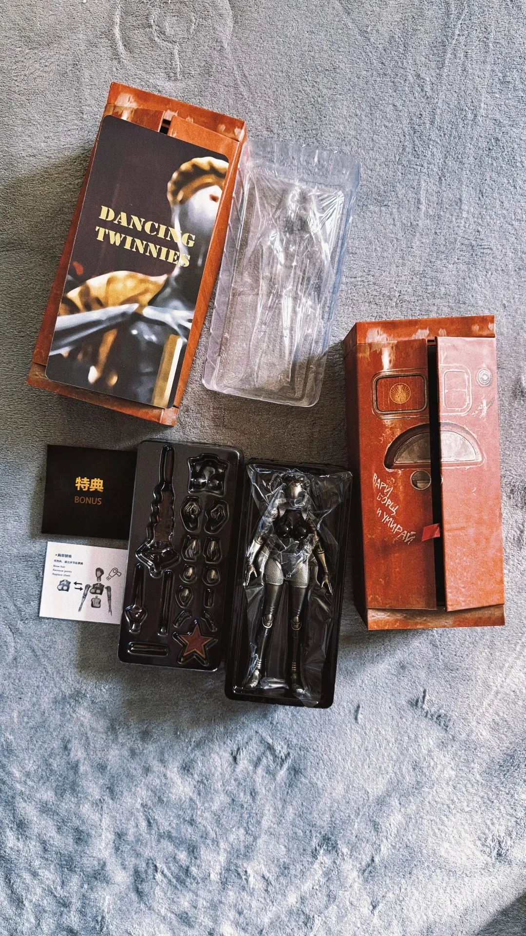 متوفر Wikeetoys WKT002 1/12 مقياس الذرية القلب أنثى روبوت التوأم راقصة 6 بوصة مجموعة كاملة 16.5 سنتيمتر عمل نموذج لجسم اللعب الهدايا #2