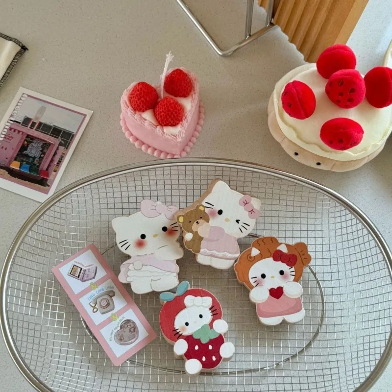 

Hello Kitty Anime Kawaii Sanrio Ins Fashion Magnetic Bottle Opener Cute Cartoon Creative Desktop Decoration Gifts for Girls