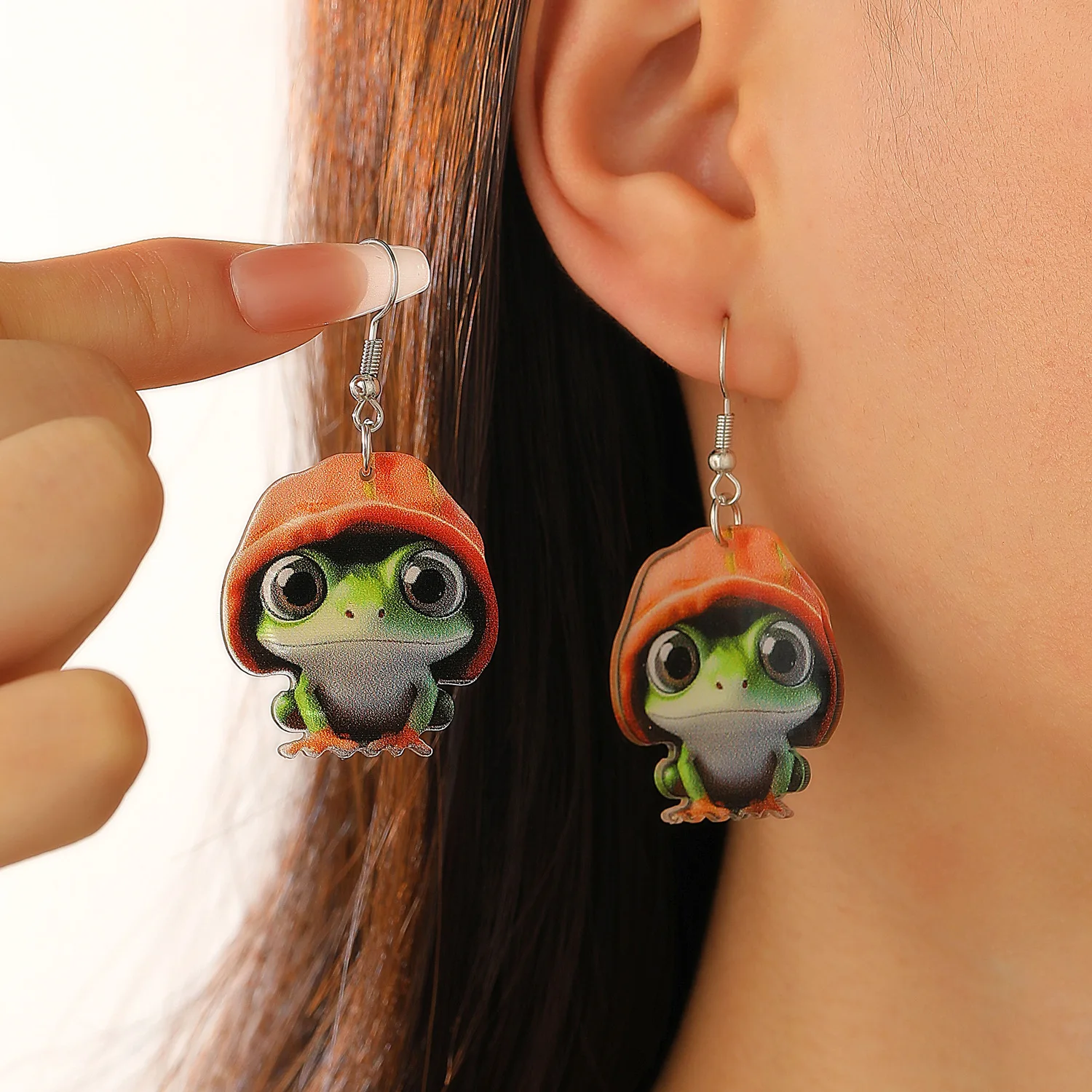 

European American Fashion Color Frog Shape Acrylic Earrings For Women Personality Simple Cute Versatile Jewelry Gifts
