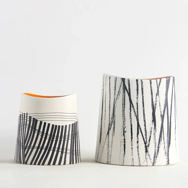 Ornement de vase d'art en céramique