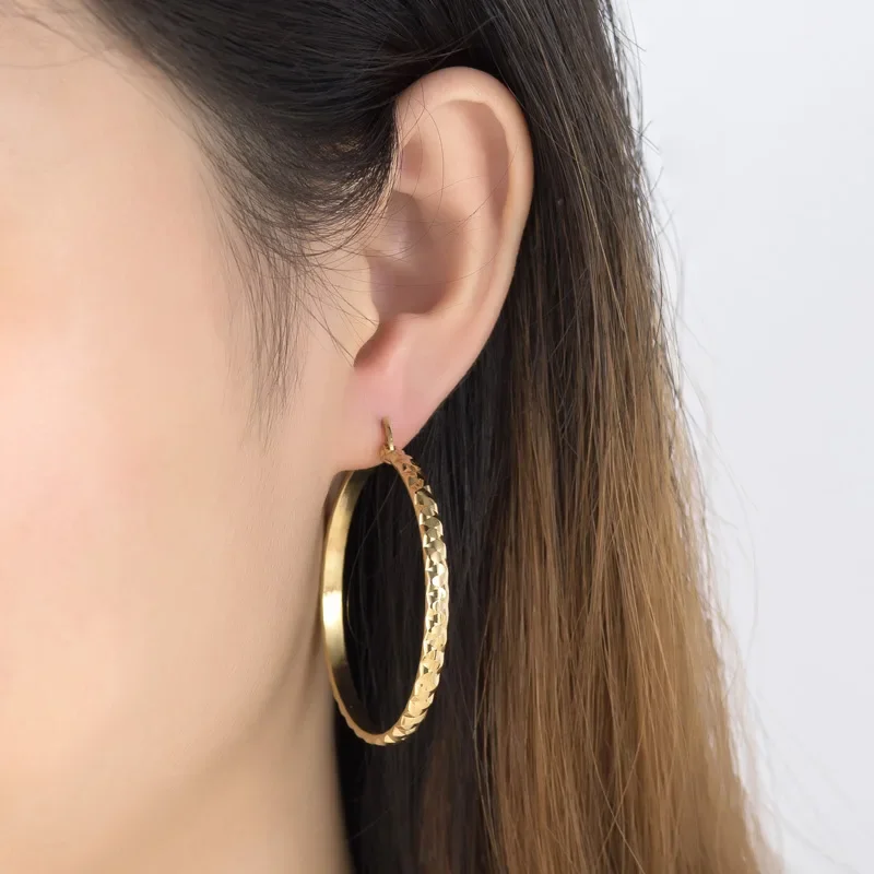 Stainless steel Embossed Round Hoop Earring Women Simple Round Loop Ear Jewelry Gold Color Cool Gift