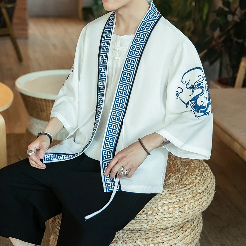 Japan Samurai Shirt Men Embroidered Japanese Kimono Short Sleeve Cardigan Men Summer Thin Fashion Casual Yukata Cardigan Top Men