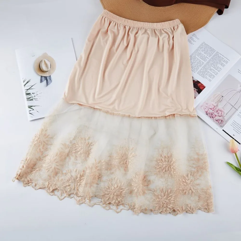 

Sweet Flower Lace Underskirt Slips Anti-glare Cheongsam Safety Skirt Petticoat Streetwear 70cm Lining Petticoat Women Spring