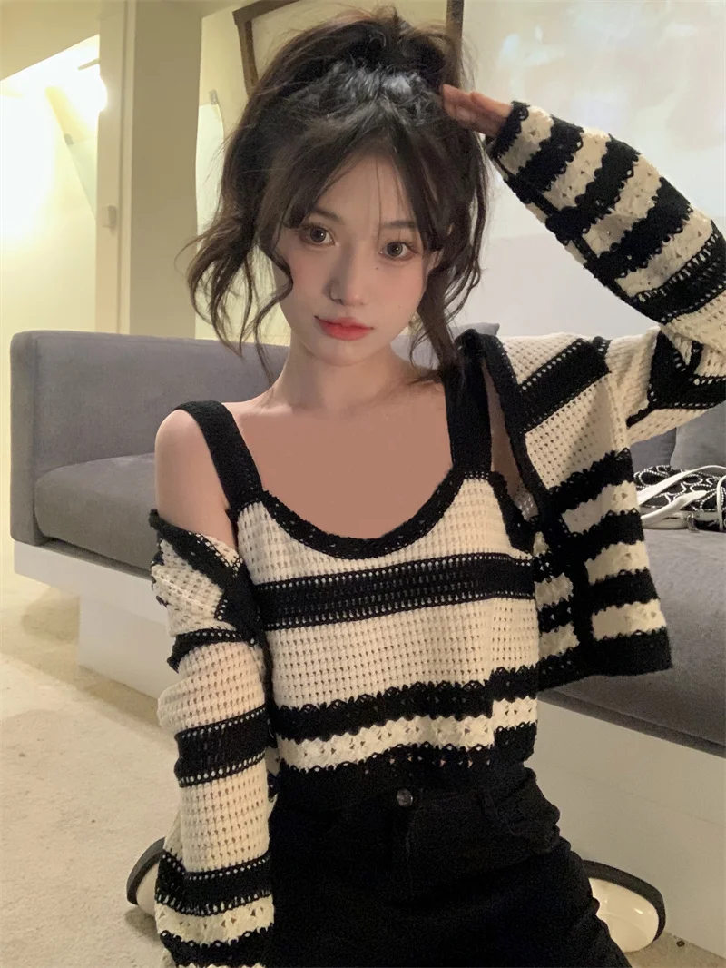 

Vintage Cardigans Jacket Loose Striped Knit Strap Top Camis Women Two-piece Clothes Set Long Sleeved French Style Sweater Suits