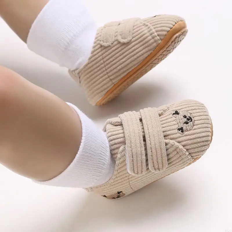 R66D Flexible Prewalker Shoes Cartoon First Walking Shoes Footwear Sporty Shoes Rubber Soles Spring Autumn Cotton Sneaker