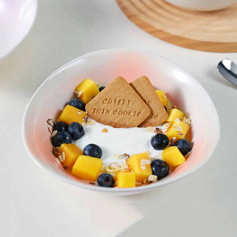 450 ML Yogurt Bowl French Gradient Ceramic Household Fruit Salad Bowl Large Capacity Creative Triangular Shaped Tableware