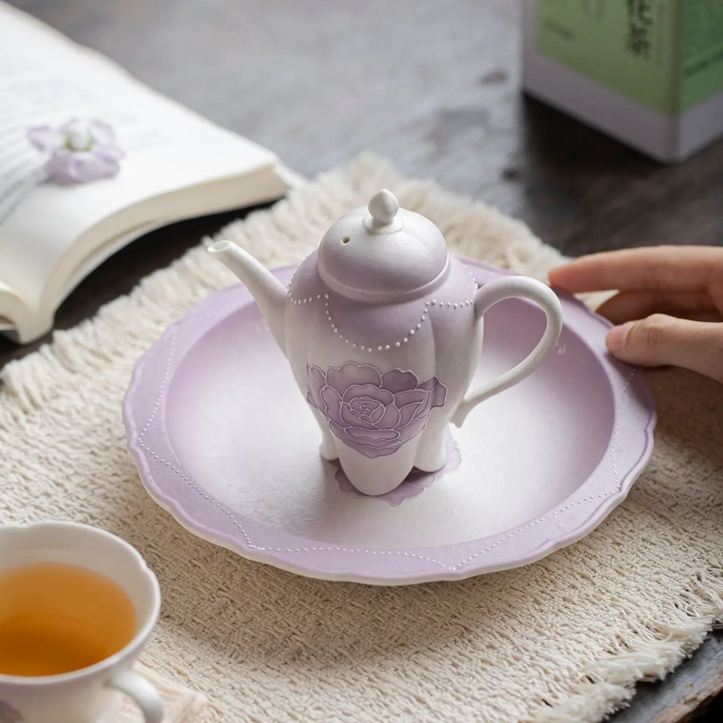 Gradient Purple Color Hand-Painted Rose Ceramic Spoon Pot Household Teapot Single Women's Set Ball Hole Strainer