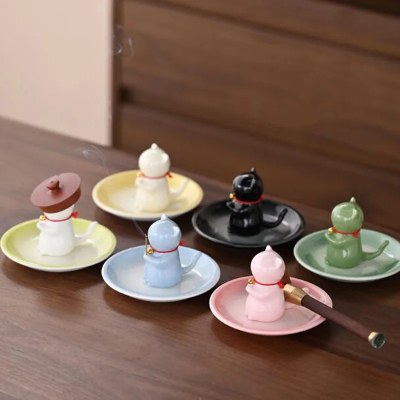 Porcelain Cat Stick Incense holder Tea Pet Ornaments Coil Incense Plate Aromatherapy Burner for Indoor Use Home Decor