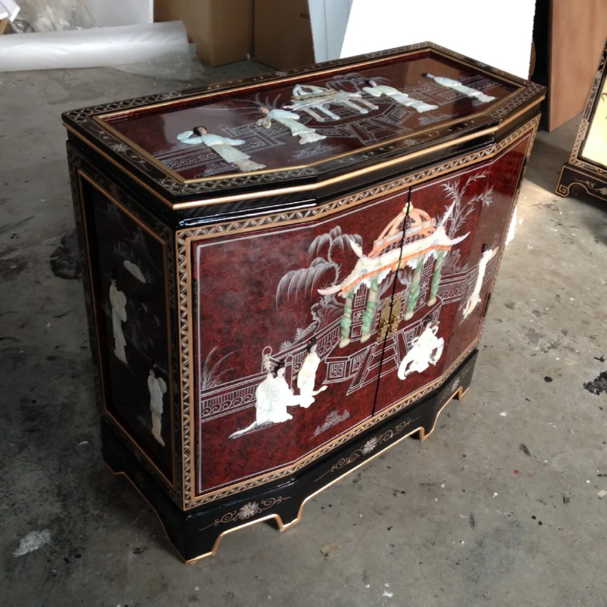 Bright painted furniture inlaid shell lady pavilion decorative cabinet