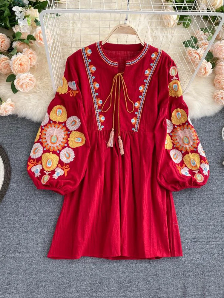 Wiosna Jesień Bohemian Retro Folk Style Dress Kobiecy przemysł ciężki Haft Okrągły dekolt Bufiaste rękawy Luźna mini sukienka GL120