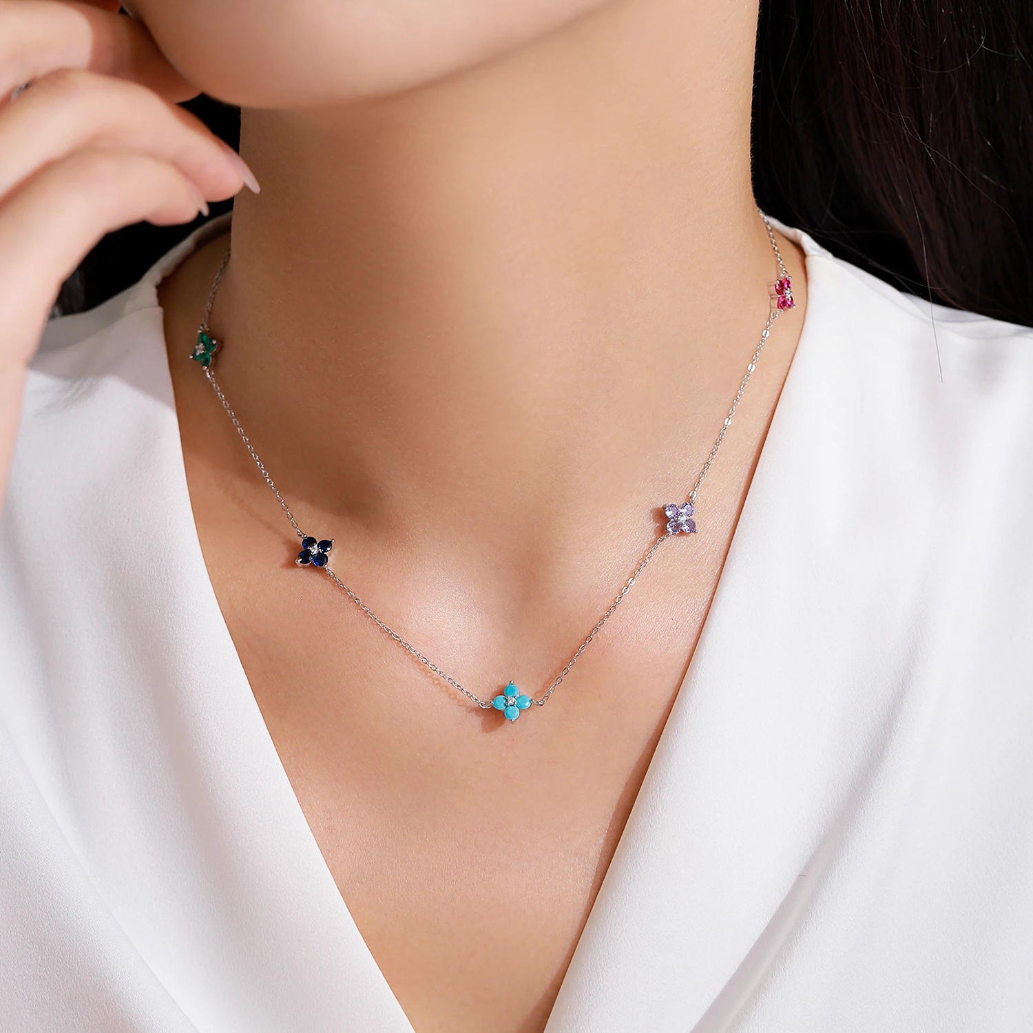 

Ailmay New Style 925 Sterling Silver Shiny Colorful Zircon Four Leaf Clover Necklace for Women Fashion Lucky Chain Jewelry Gift