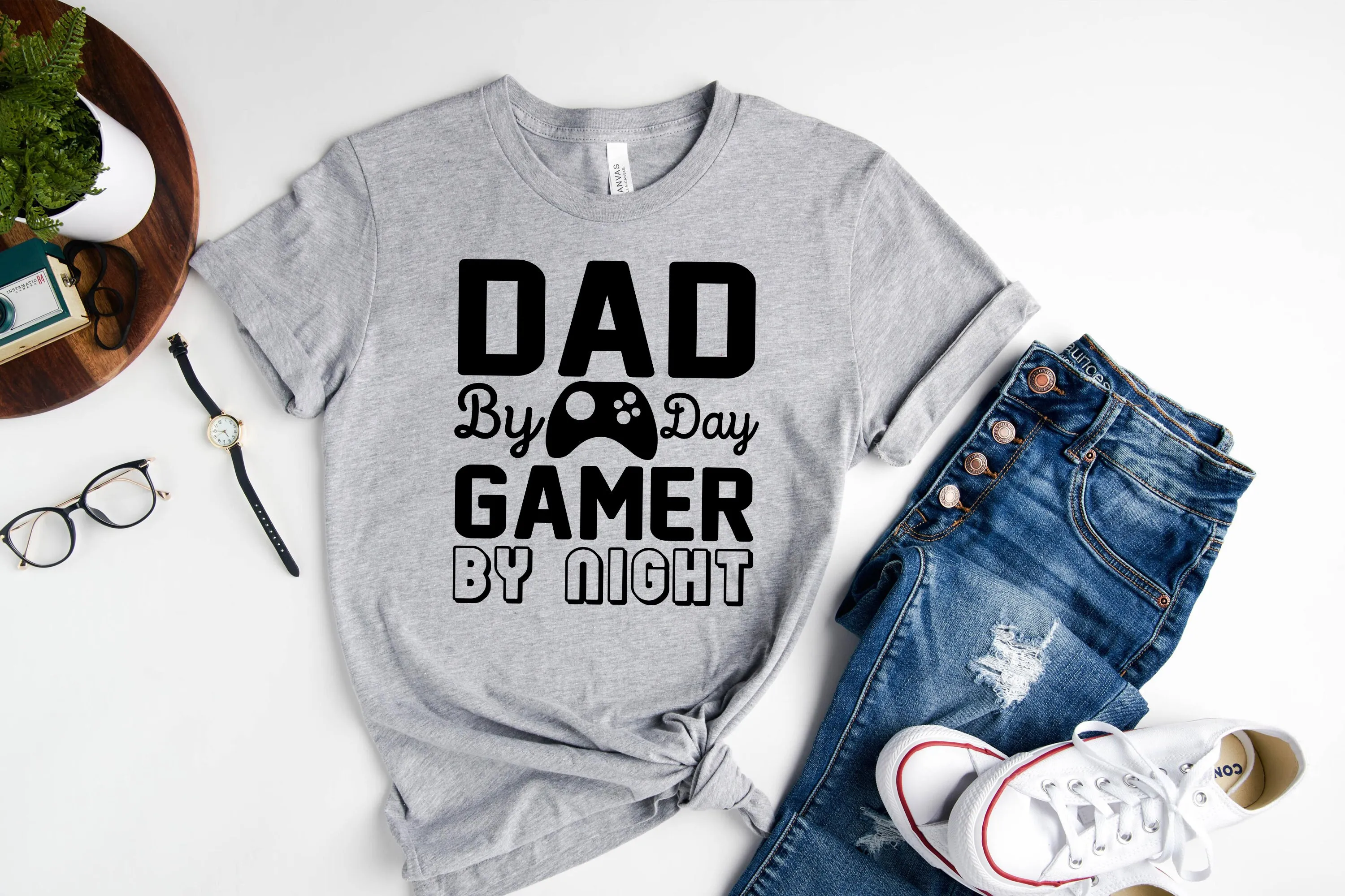 

Футболка Dad By Day Gamer Night Funny Daddy Level Unlocked Retro Gaming Father'S