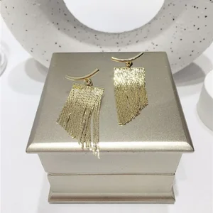Anting-Anting Pernyataan Mode Anting-Anting Rumbai Bling Warna Emas Pernyataan Panjang untuk Wanita Hadiah Perhiasan Liontin Harian Pernikahan Wanita 10 anting rumbai emas penjualan terbaik - №