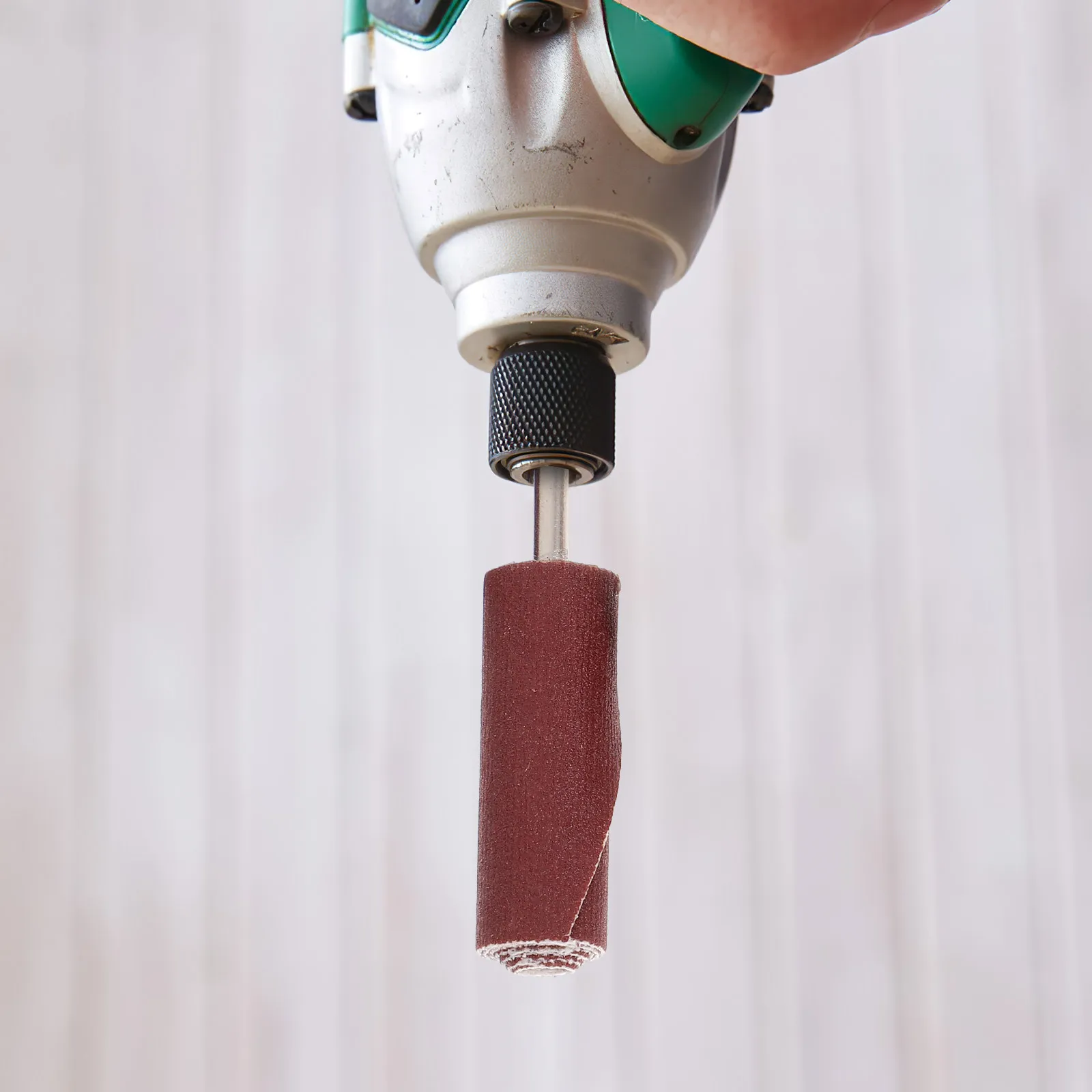 

7Pcs Sanding Drum Cylindrical Flap Wheel Attachment Sanding Bands for Rotary Tool Drill Accessories Polishing Grinding