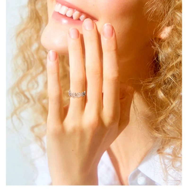 Women's Pentacle Ring in Gold, Silver, and Rose Gold