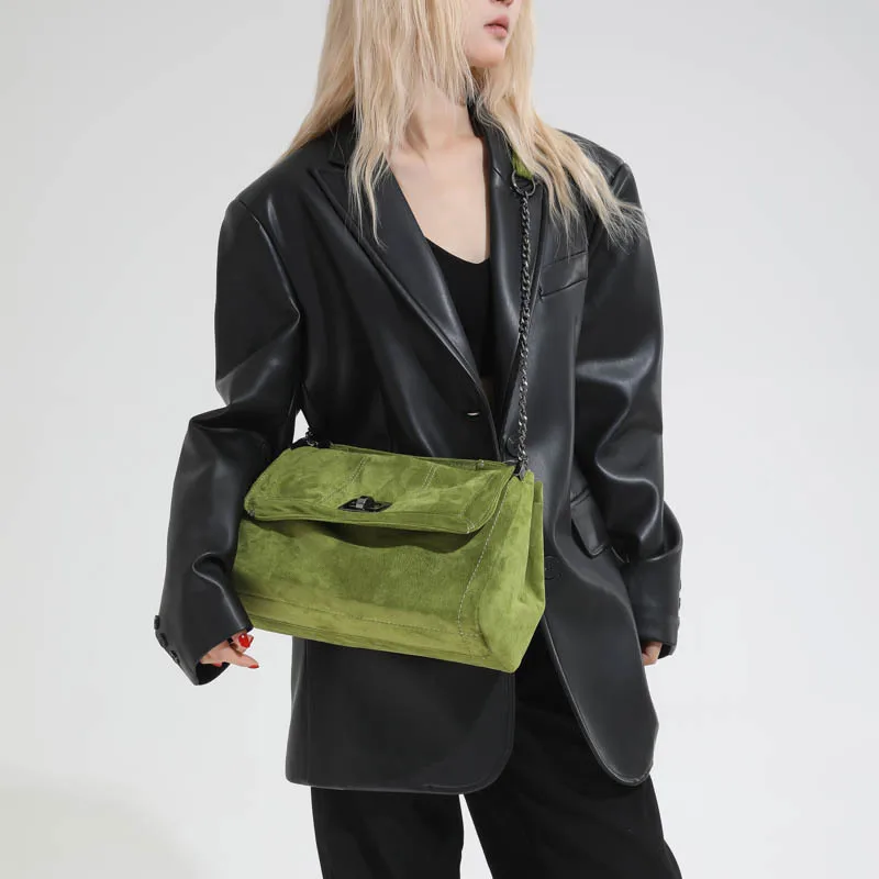 

2025 Winter Women's Casual Tote Bag, Spacious Multi-way Shoulder Crossbody Purse, Large Capacity Niche Handbag for Daily Commute