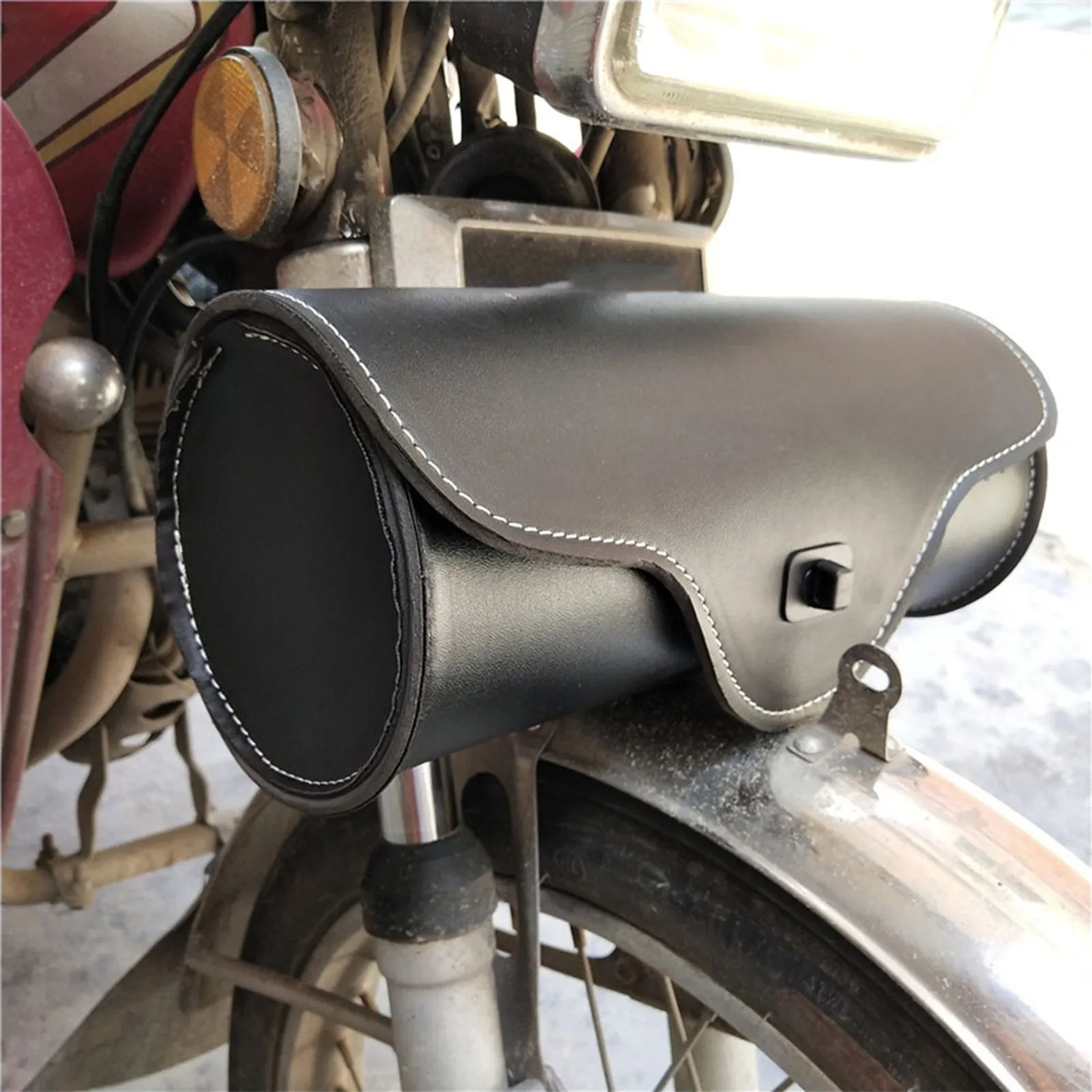 

PU Motorcycle Hanging Bag Saddlebag Side Pouch Gadget Storage Case for Motorbike with Easy Install Straps Roomy Interior