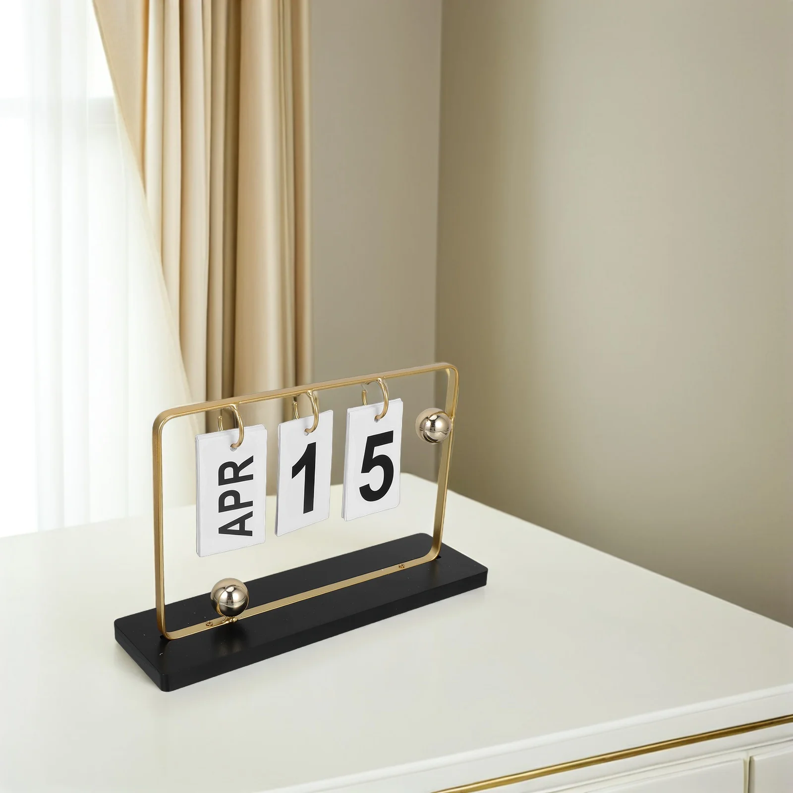 

1 Set Desktop Perpetual Calendar Flip Reusable Standing Desk Calendar 12X12Cm Wood Base Vintage Cubes Planner For Home Office
