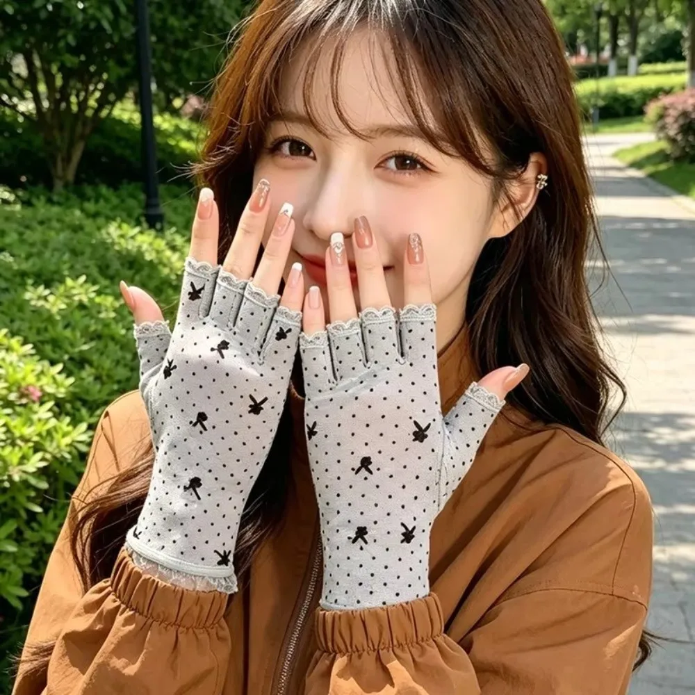 Lace Design Half Finger Gloves Summer Weight Little Rabbit Pattern Short Gloves Exposed Finger Thin Material