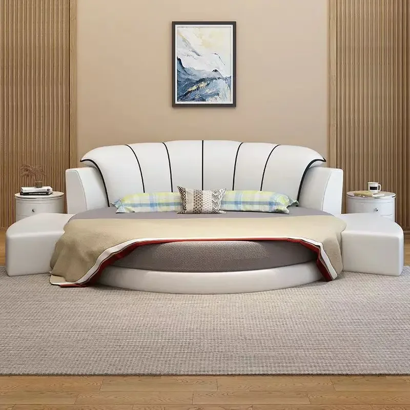 Luxuriöses rundes Bett