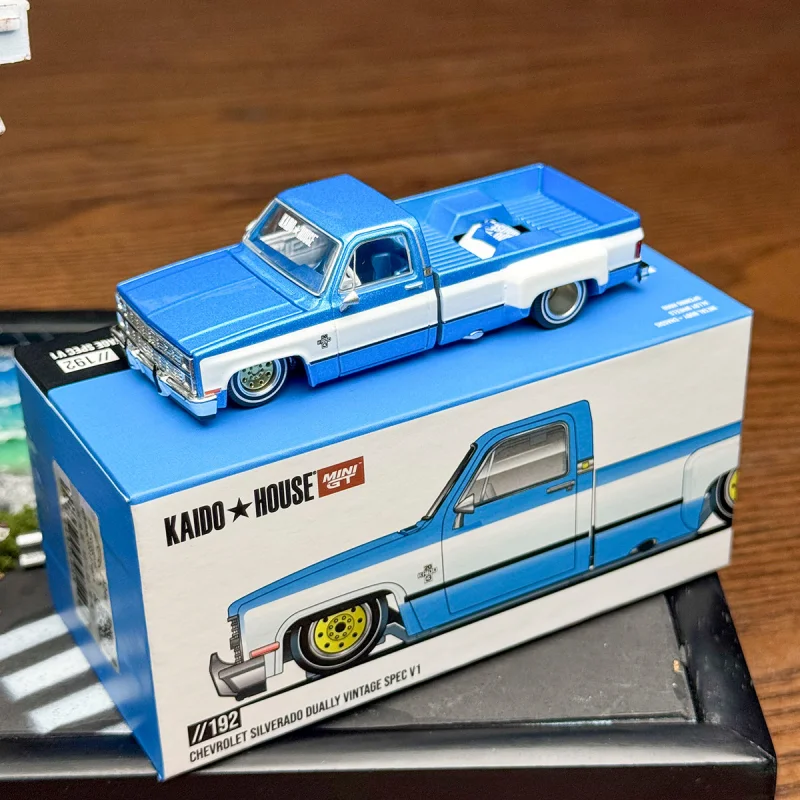 1:64 # Modelo de Carro Miniatura em Liga de Alumínio Chevrolet Pickup 192, para Coleção e Exibição, em Estoque