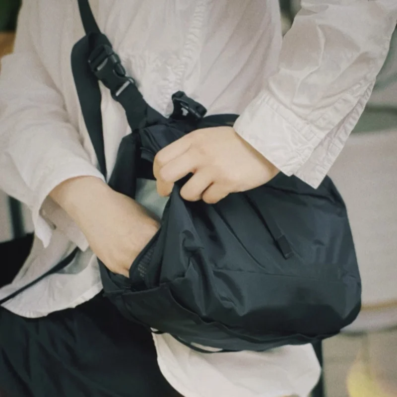 2025 New Style Waterproof Travel Storage Wash Bag Single Shoulder Bag for Men And Women Summer Collection Other Material