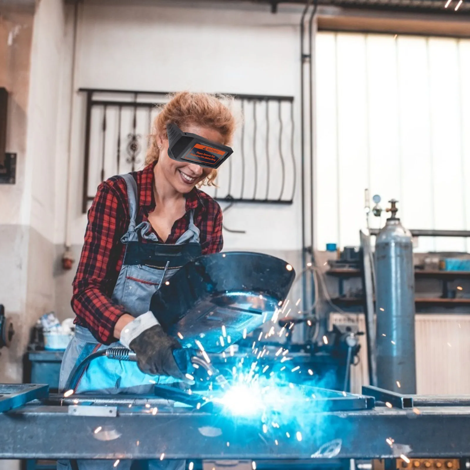 

Solar Powered Auto Darkening Welding Goggle Auto Darken Filter Safety Protective Welding Glasses Mask Eyes Goggles Anti-f