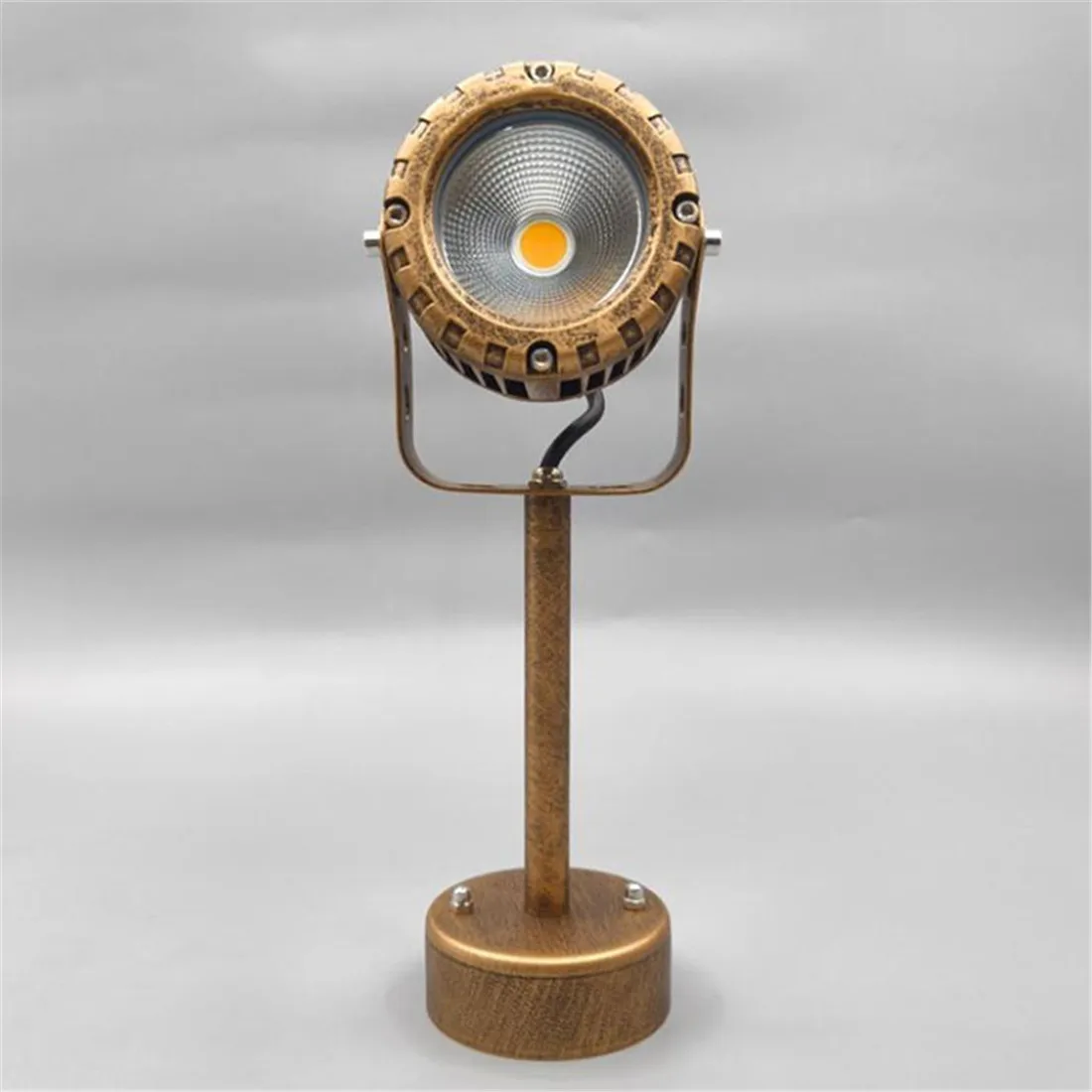 ヴィンテージ 10W 3000K 4000K 6000K 屋外スポットライト ランドスケープランプ、防水調整可能スポットライト 庭、旗竿、家、木用