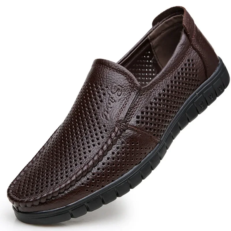 Moda couro oco verão sola macia mocassins masculinos designer nova plataforma busines vestido sapatos masculinos sandálias casuais sapatos homem