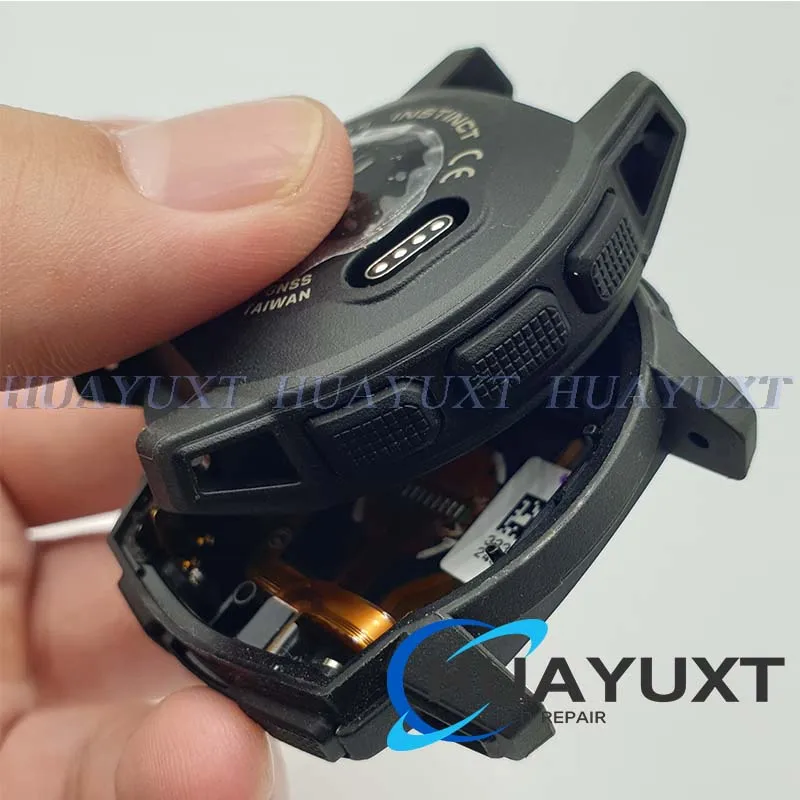garmin-instinct-1st用、純正ブラック背面カバー（バッテリーは付属しません）。