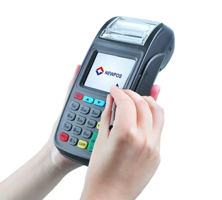 آلة تسجيل المدفوعات النقدية الذكية المحمولة 8210 2G + IC + MSR + NFC Linux