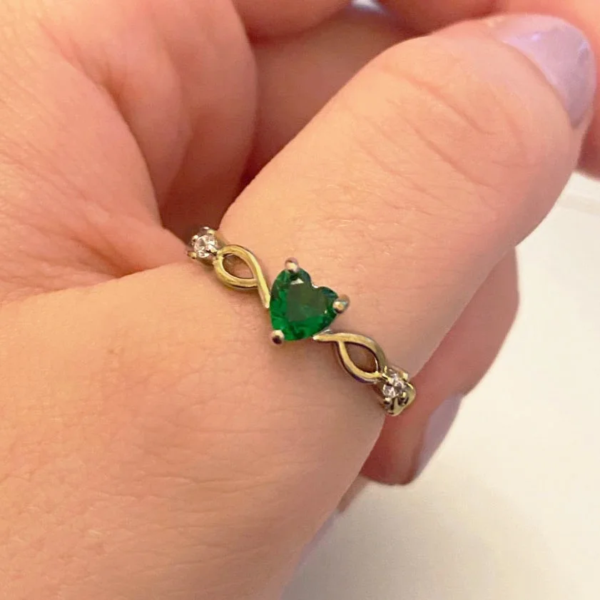 Tiny Dainty Green Crystal Rings for Women Gold Color Korean Delicate Zircon Crystal Dating Ring for Teen Trendy Jewelry Gifts