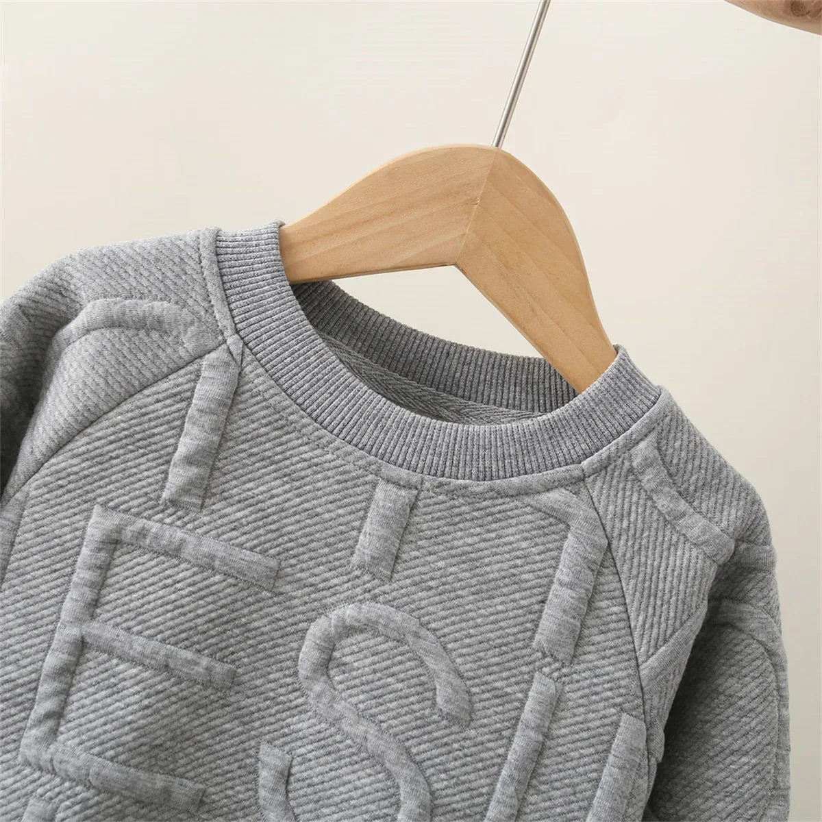 Spring and Autumn New Solid Long Sleeve Baby Top Minimalist Boys\' Top Children\'s Clothing (0-2 Years Old)