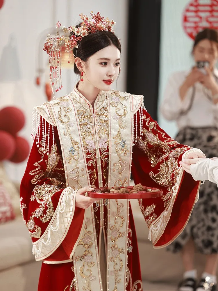 New Chinese-style Hanfu wedding dress heavy velvet phoenix crown and red bride's