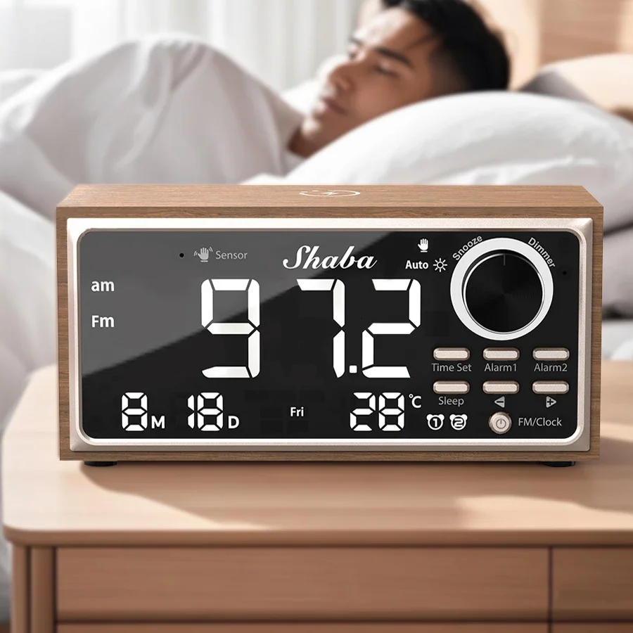 Multifunctional retro Dual Alarm Radio FM 15W Fast Wireless Charging LED Display Dimmer Control Auto-Dimming Digital Clock