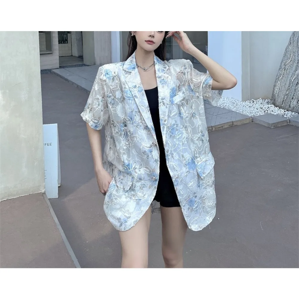 TWOTWINSTYLE 여성을위한 히트 컬러 루즈 블레이저 옷깃 짧은 소매 기질 코트 여성 패션 스타일 New