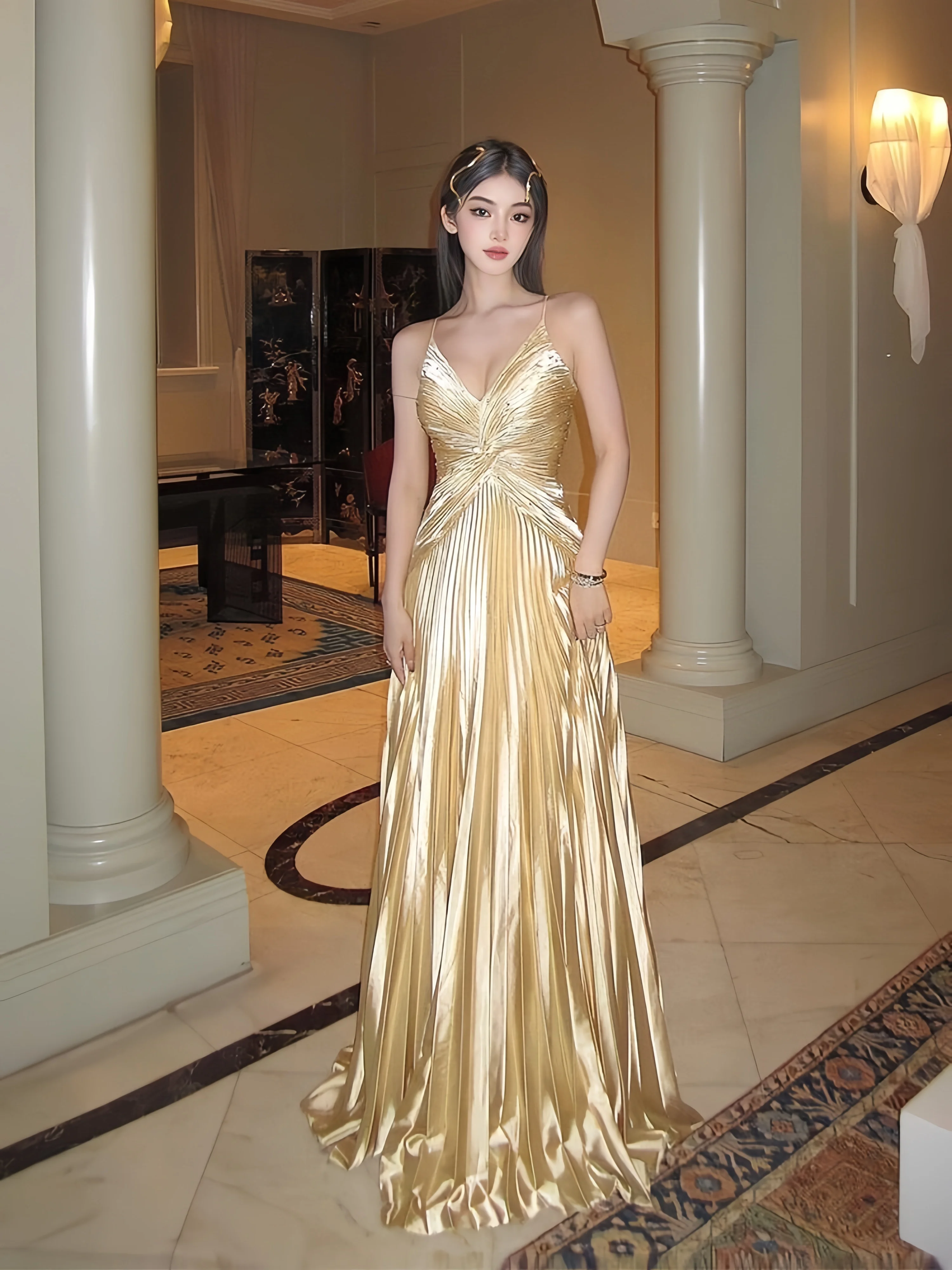 

Gold Spaghetti Strap Sleeveless Prom Gown Sexy V-Neck Backless Satin Material Pleated Formal Occasion Banquet Evening Dress