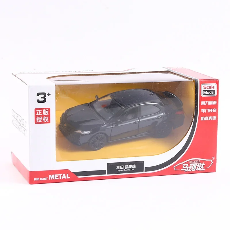 1:36 Toyota Camry XSE Toy Car Model For Children Diecast Vehicle Miniature Pull Back Collection Gift For Kid Boys D168